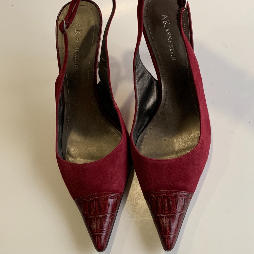 Anne Klein Red Suede Slingback Heel Size 9.5M